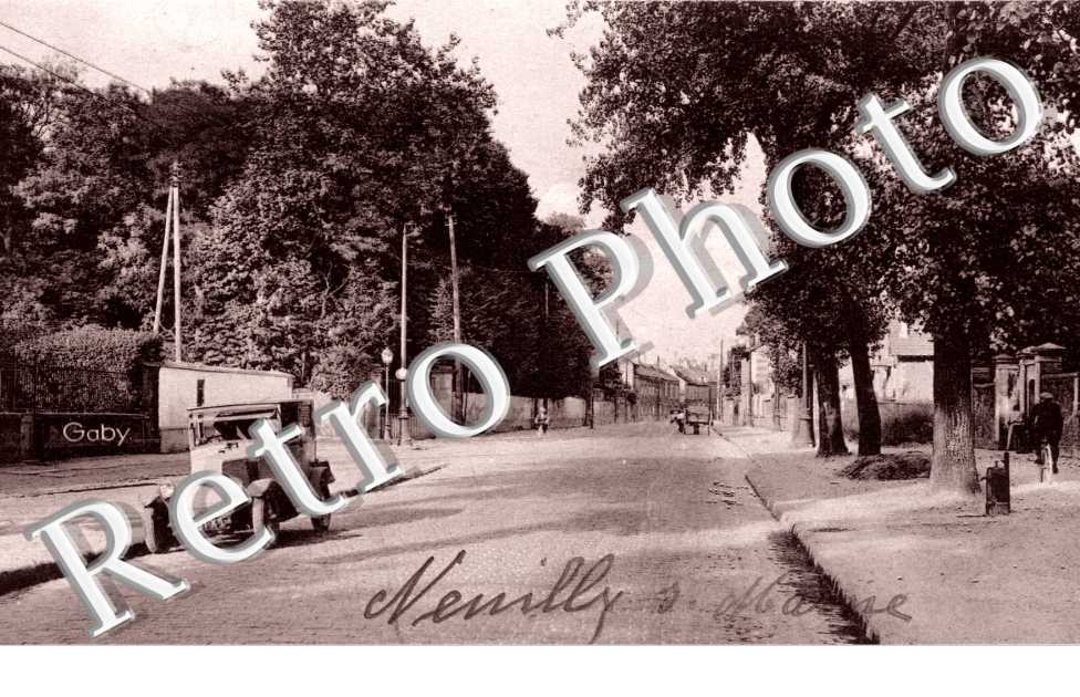 entree du pays, rue de Paris