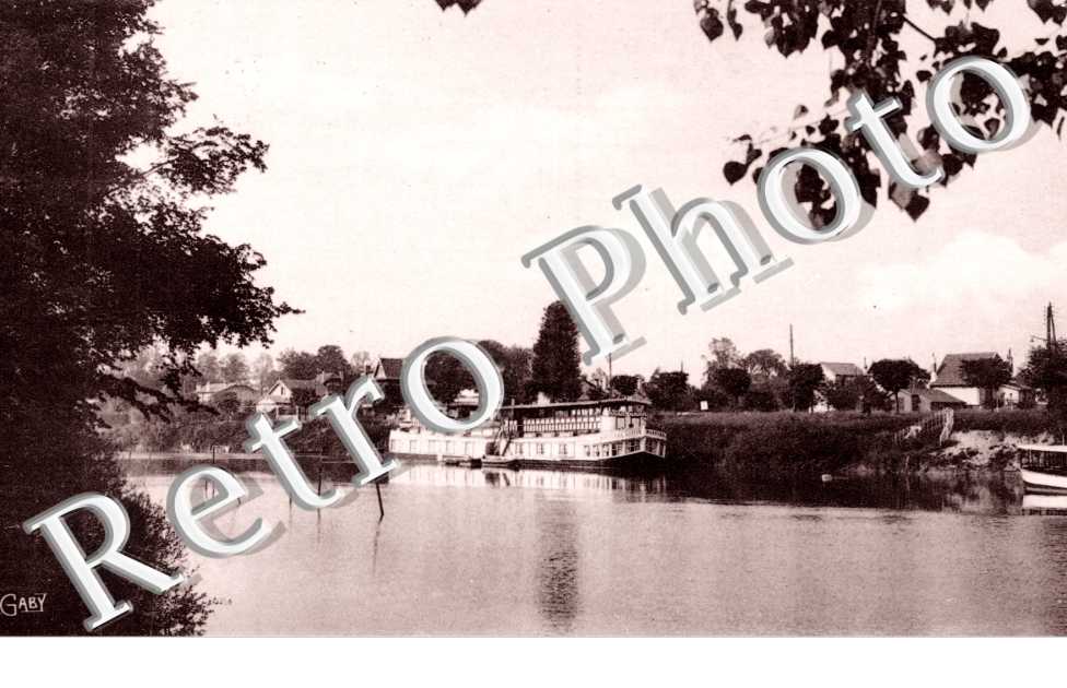 Le Bateau-Retsaurant ''Marechal Joffre''