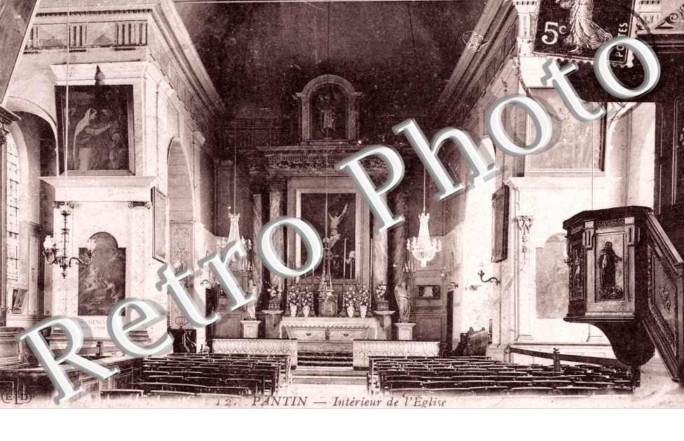 Interieur de l'Eglise
