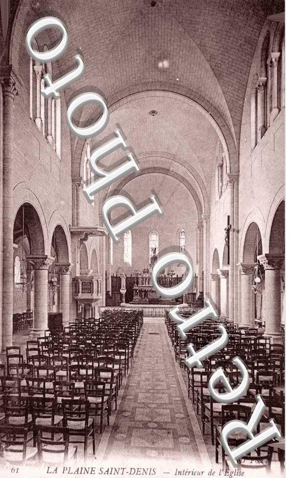 Interieur de l'Eglise