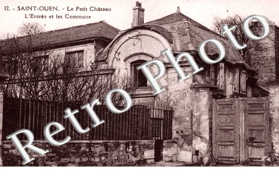 Le Petit Chateau, l'entree et les Communs