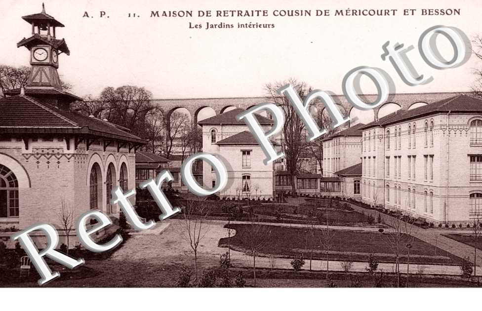 Maison de Retraite Cousin de Mericourt et Besson, les Jardins interieurs
