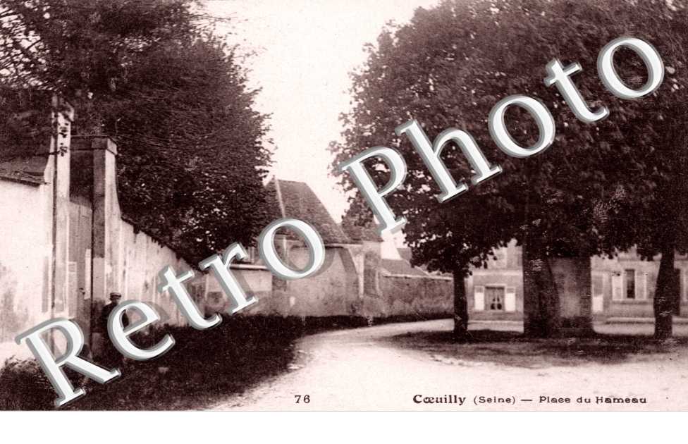 Coeuilly, Place du Hameau