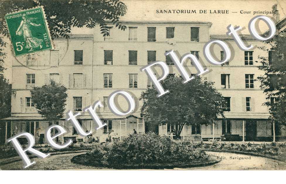 le sanatorium, cour principale