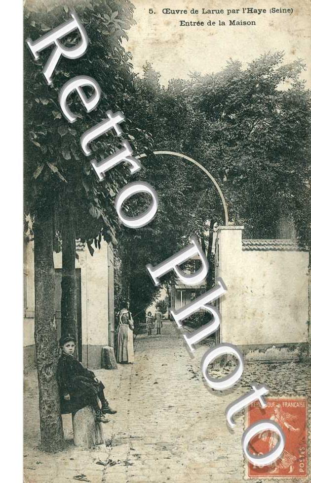 oeuvre de Larue par l'Haye, entree de la maison