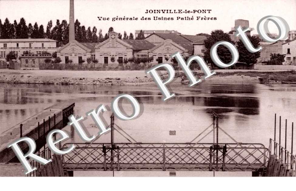 vue générale des usines Pathé Frères