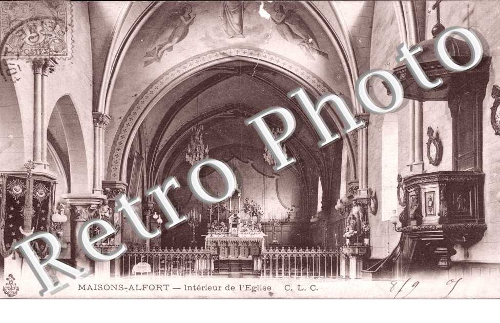 Interieur de l'Eglise