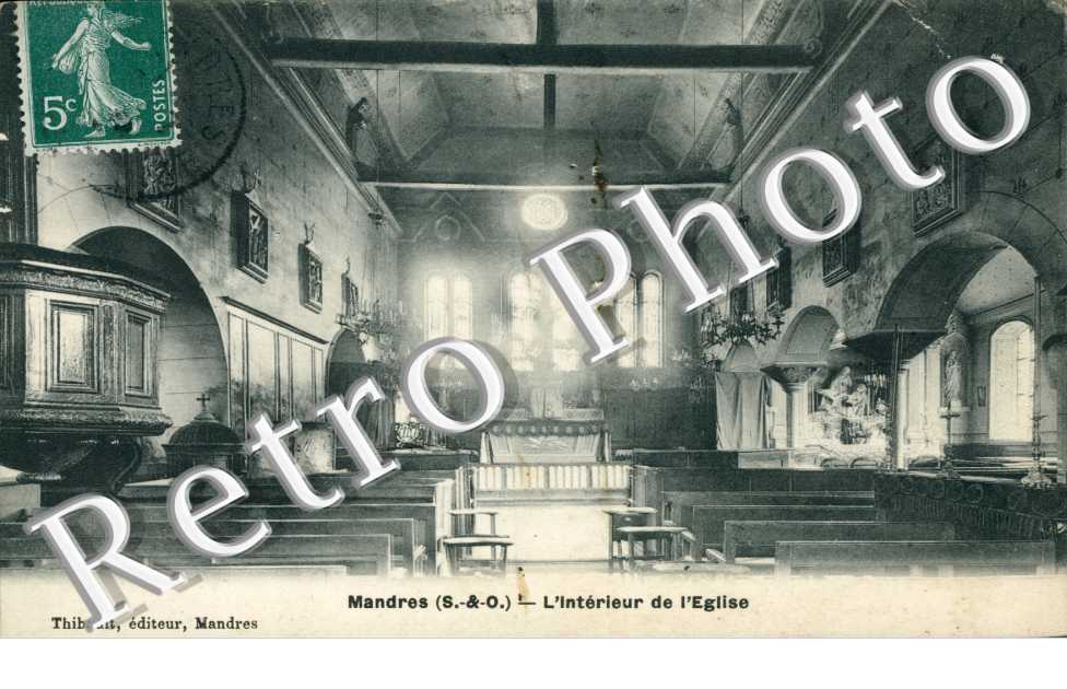 Interieur de l'Eglise