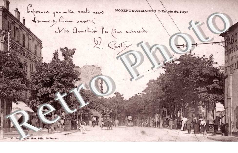 L'Entree du Pays