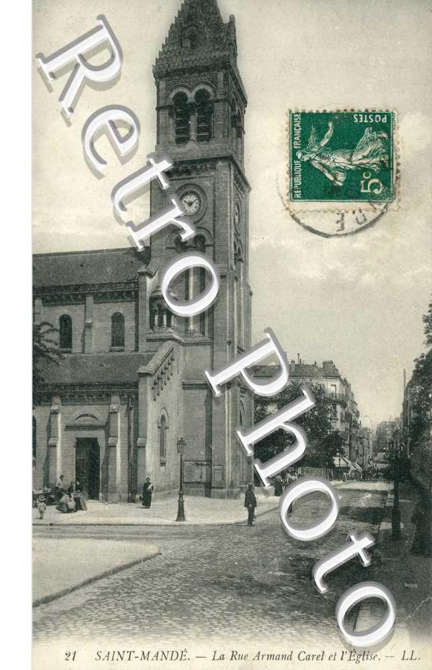 Rue Armand Carel et l'Eglise