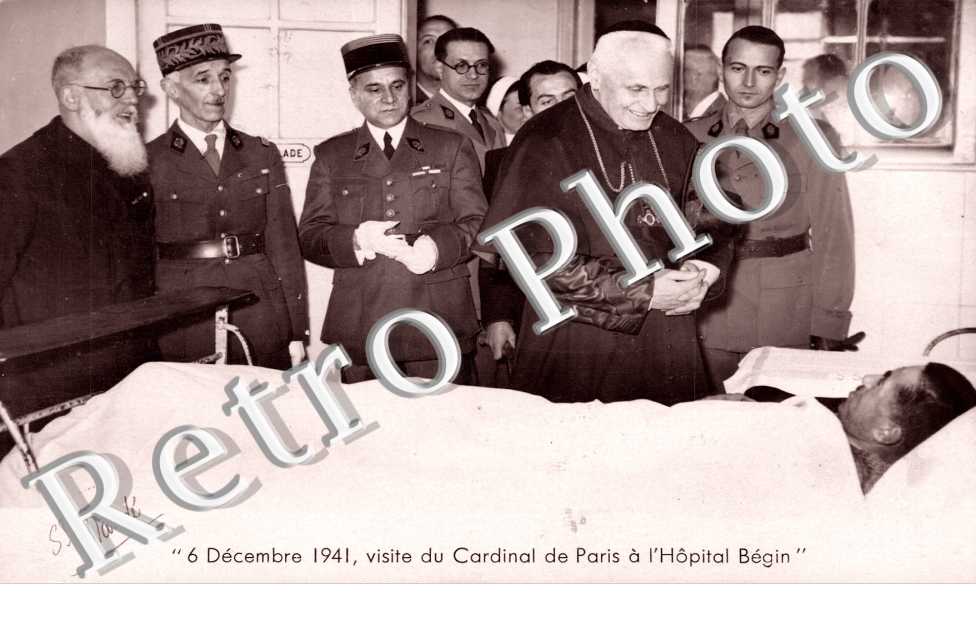 Visite du Cardinal de Paris à l'Hôpital Begin
