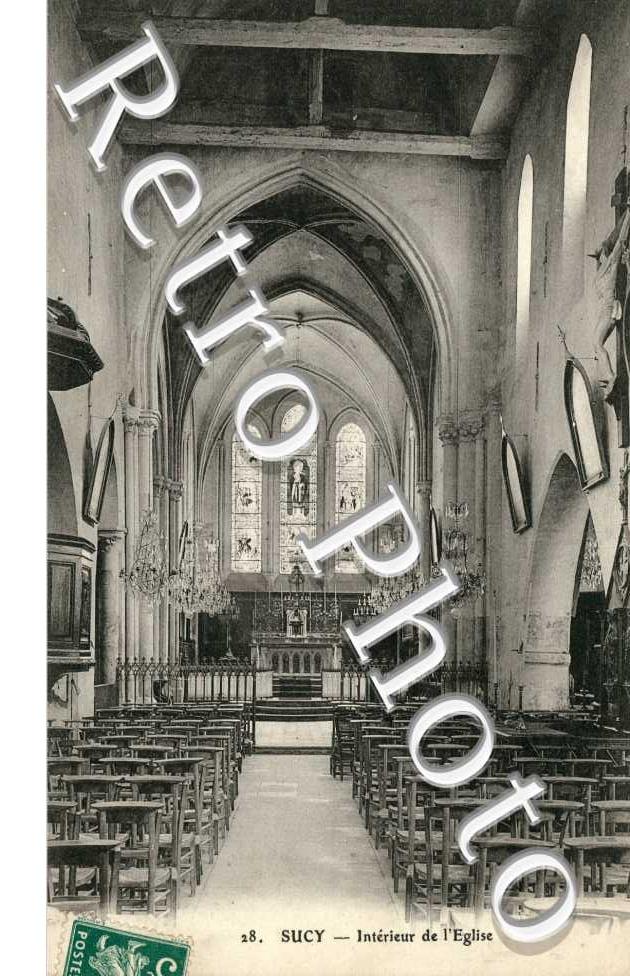 Interieur de l'Eglise