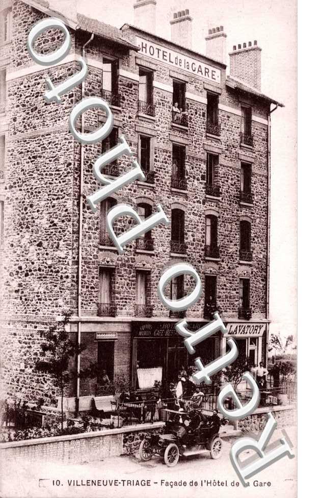 Triage, Hotel de la Gare