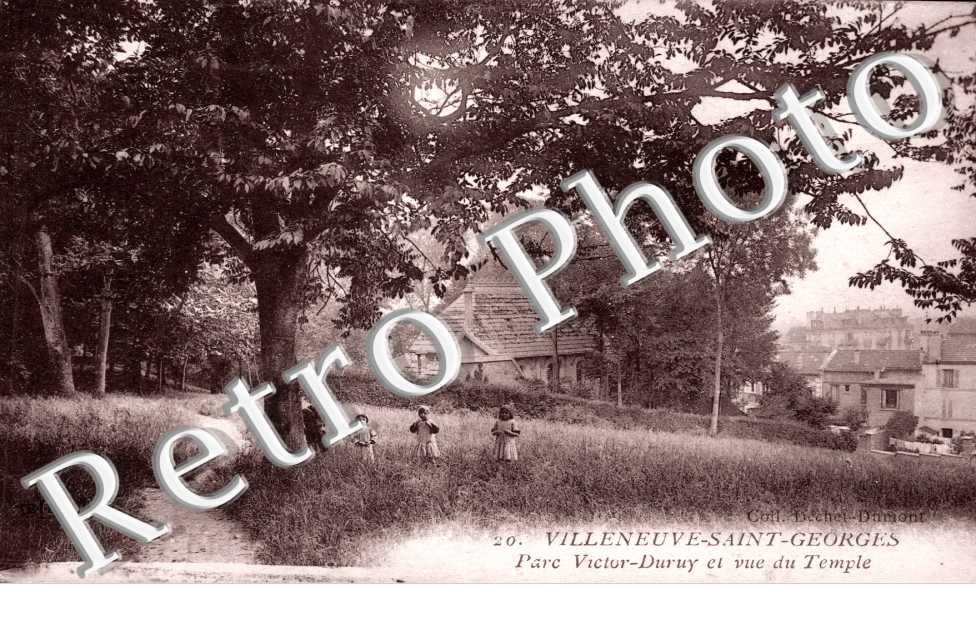 Parc Victor Duruy et Vue du Temple