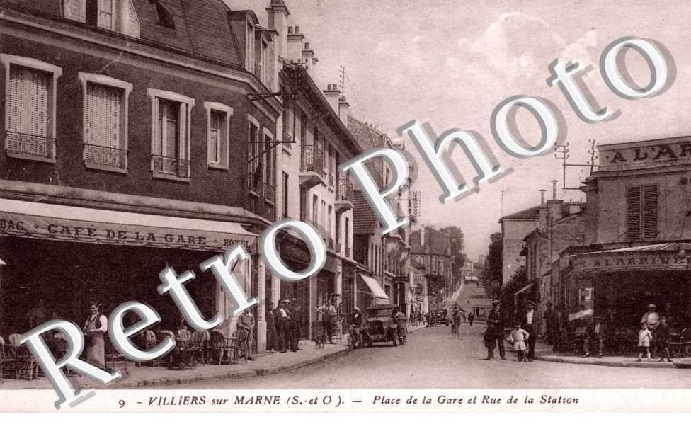 Place de la gare et rue de la station