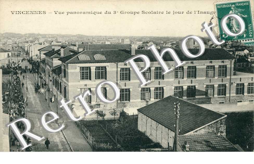 Vue panoramique du 3° Groupe scolaire le jour de l'inauguration