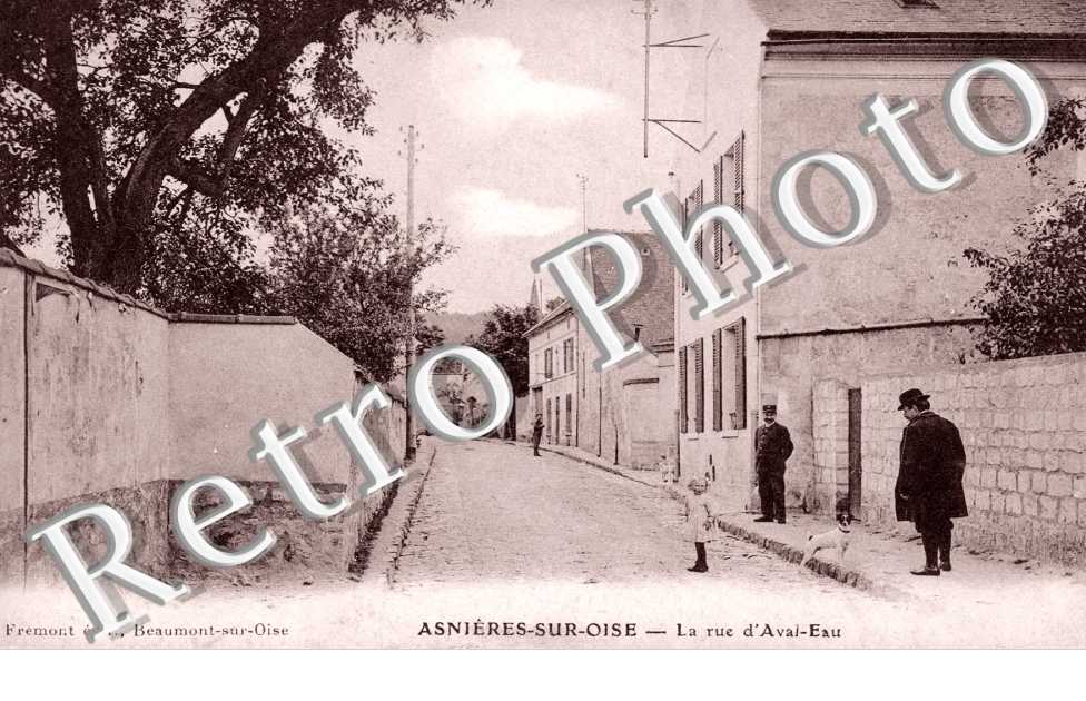 La rue d'Aval-Eau