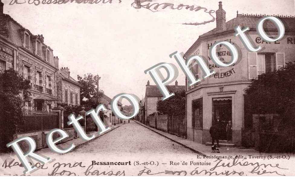 Rue de Pontoise - hotel "au rendez vous des chasseurs" - Maison Clement