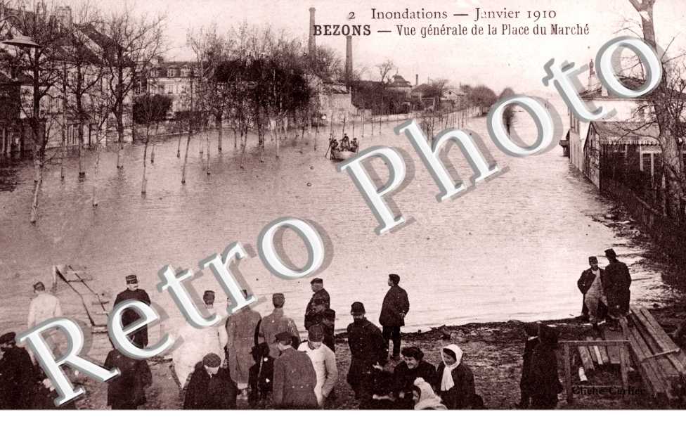 Inondations janvier 1910  Vue generale de la place du marche