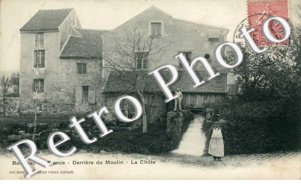 Derriere du Moulin, la Chute