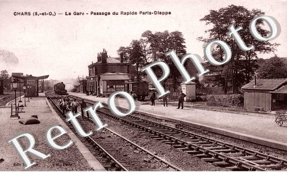 la gare, passage du rapide Paris-Dieppe