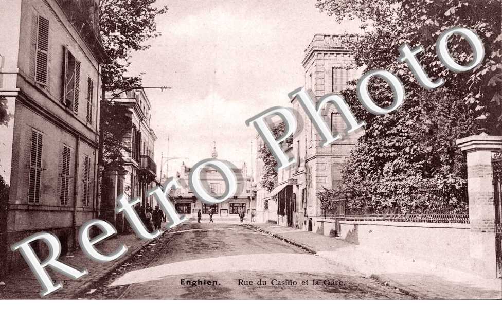 Rue du Casino et la Gare