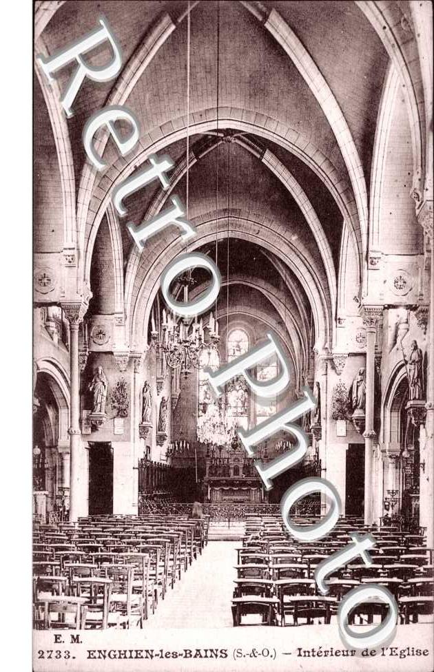 Interieur de l'Eglise