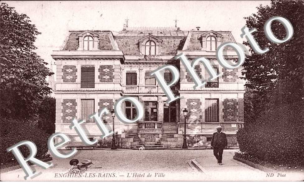 L'Hotel de Ville