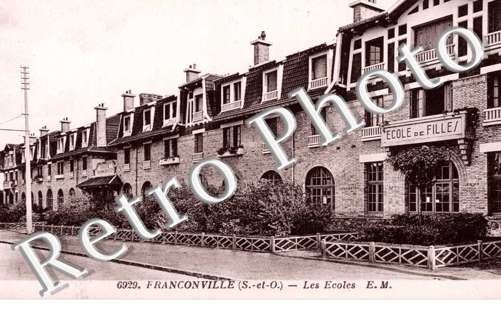 Les Ecoles