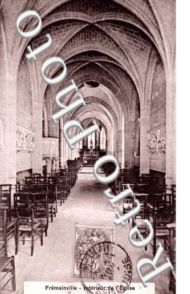 interieur de l'eglise