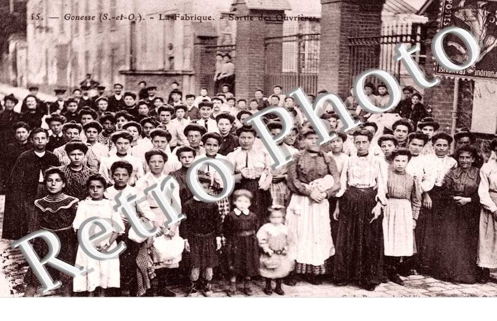 La fabrique, Sortie des Ouvrieres