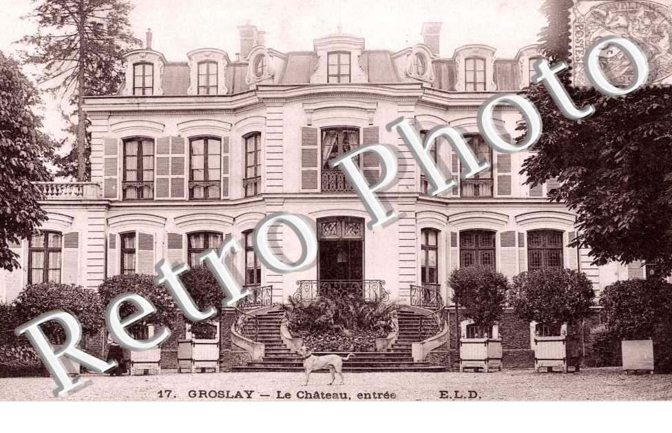 Le Chateau, Entree