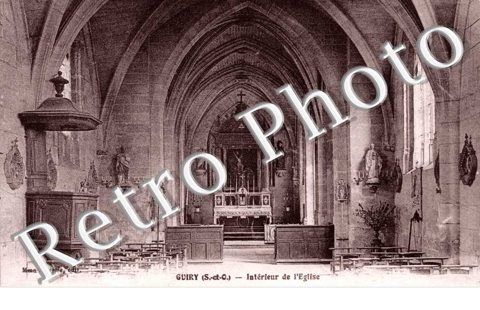 Interieur de l'Eglise