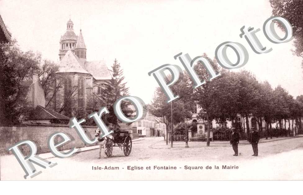 Eglise et Fontaine - Square de la Mairie