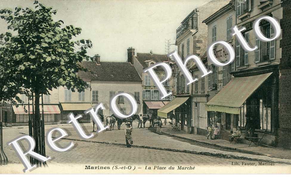 La place du marche (couleur)