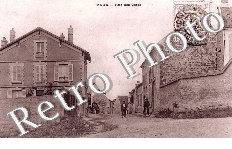 Vaux, Rue des Cotes