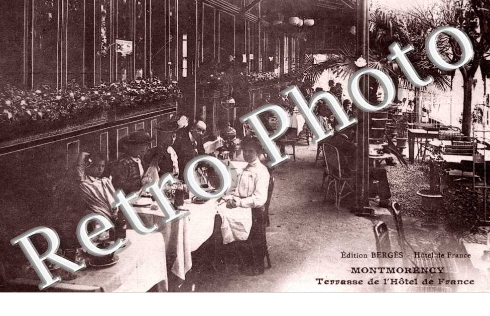 Terrasse de l'Hotel de France