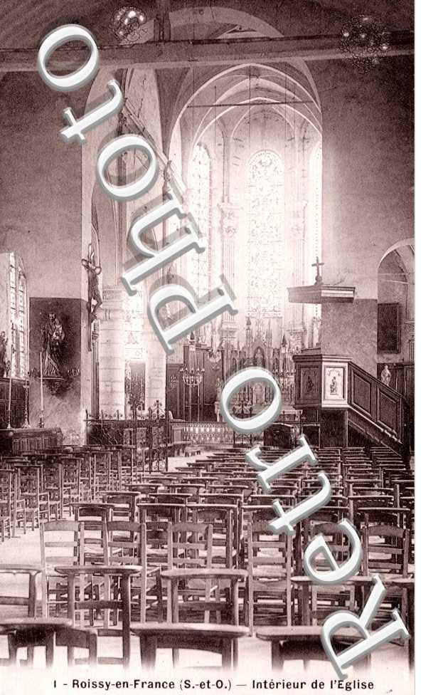 interieur de l'eglise