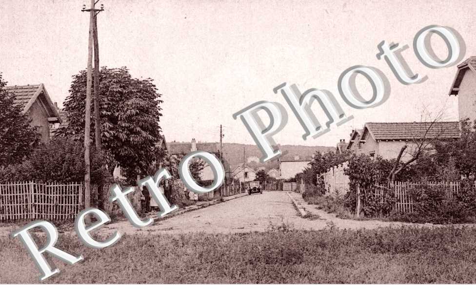 Cottage de la Vallee, Avenue du Bois