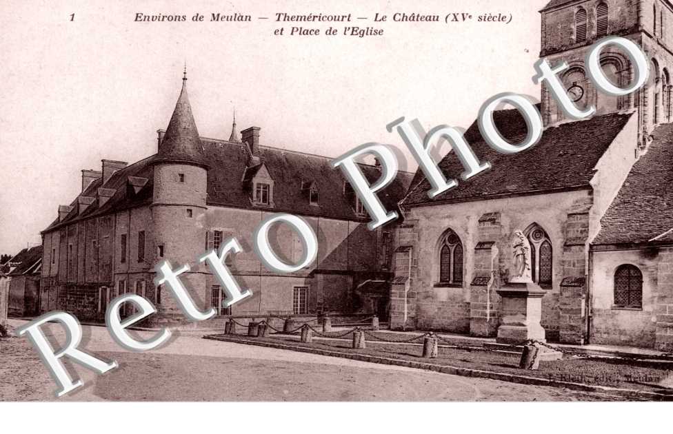 Le Chateau et Place de l'Eglise