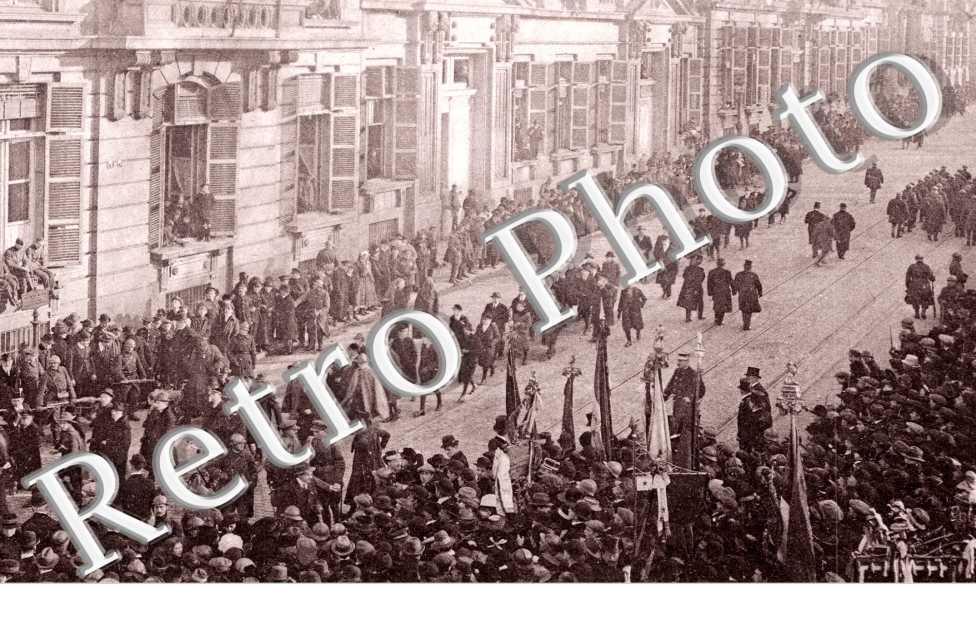 Entree du roi et des troupes alliees