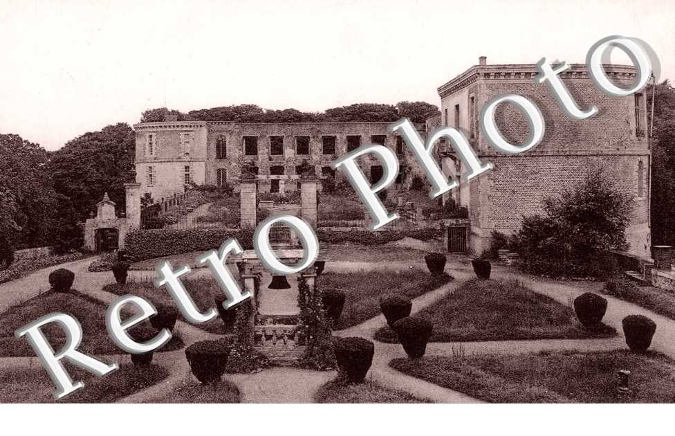 Cour d'Honneur du Castel Sainte Marie