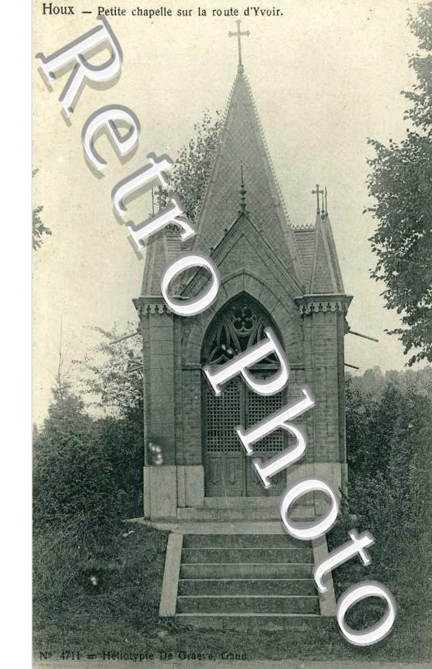 petite chapelle sur la route d'Yvoir