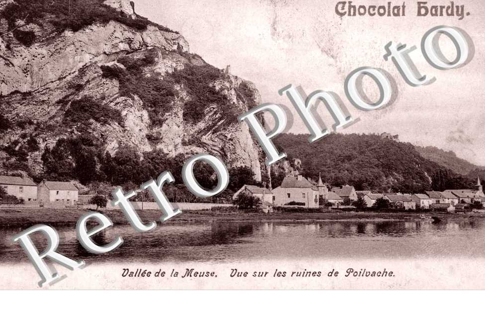 Vallee de la Meuse, Vue sur les Ruines de Poilvache
