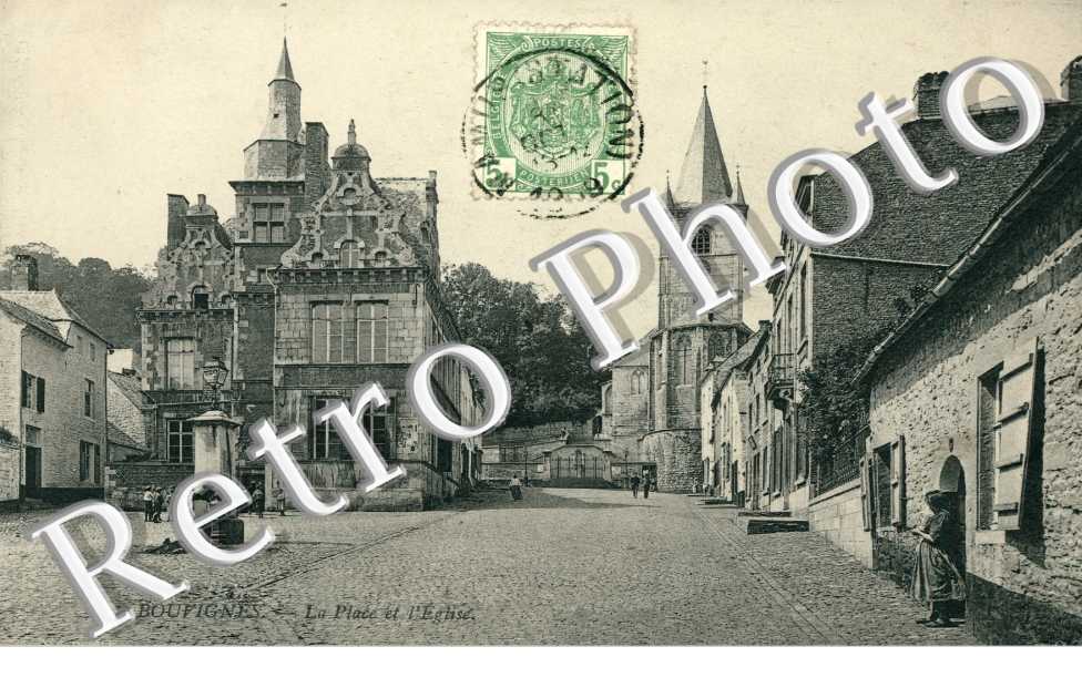 La place et l'eglise