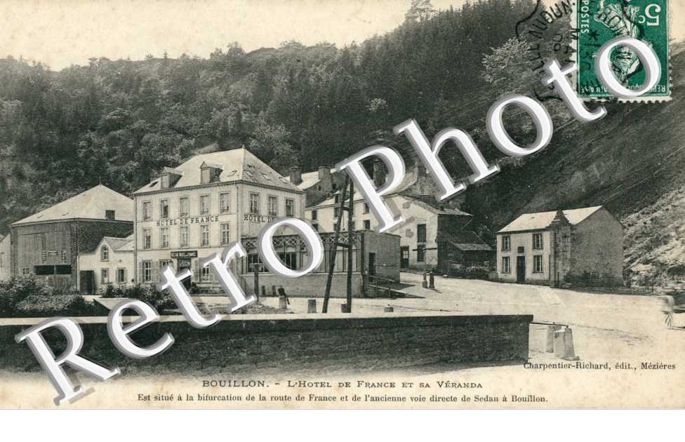 L'Hotel de France et sa Veranda