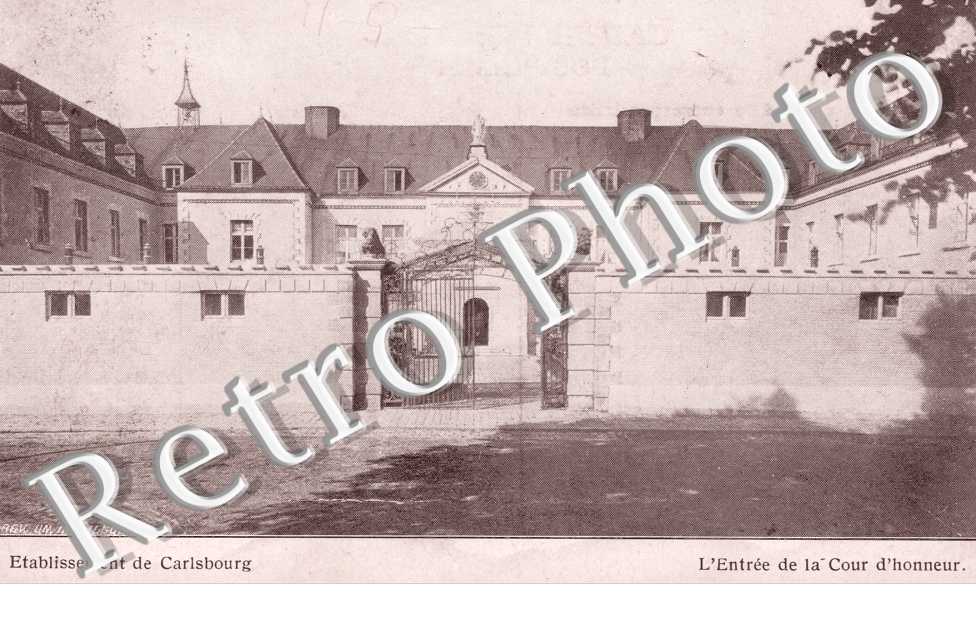Etablissement de Carlsbourg, l'Entree de la Cour d'Honneur