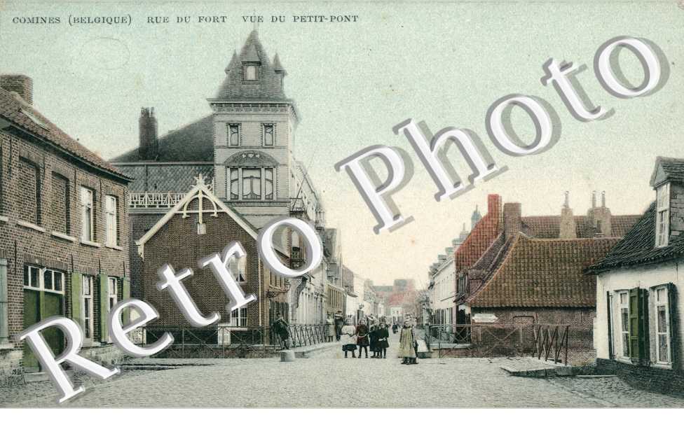 Rue du fort - vue du petit-pont