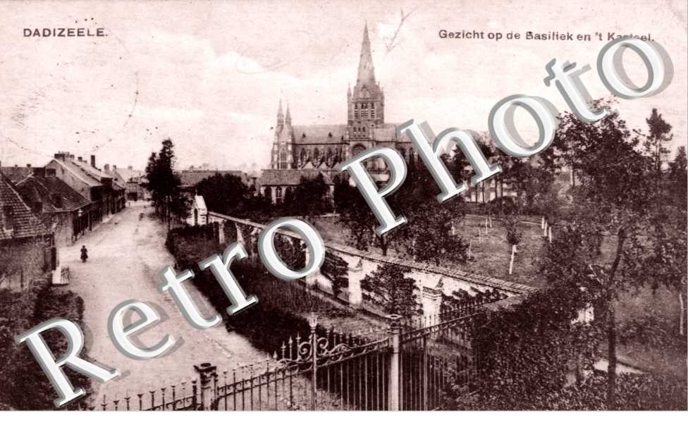 Gezicht op de Basiliek en't Kasteel