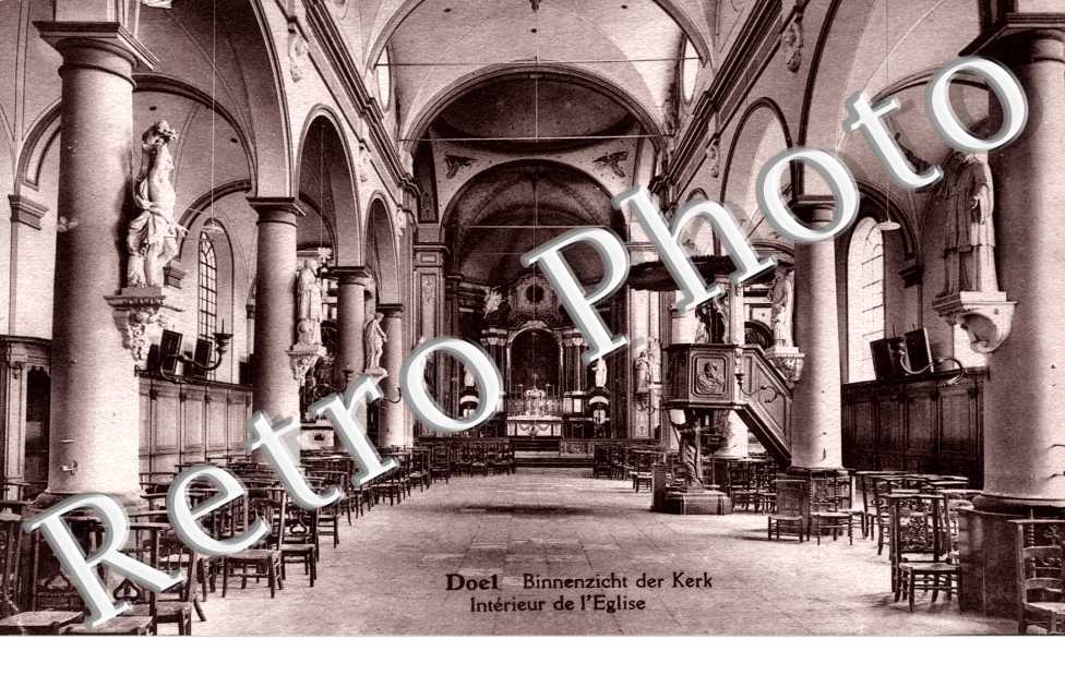 Interieur de l'eglise